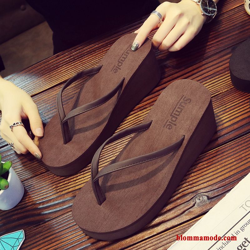 Dam Med Tjocka Sulor Stranden Sommar Med Kilklack Brun Tofflor Trend Flip Flops